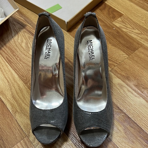 MICHAEL Michael Kors Shoes - Metralla Micheal kors heels